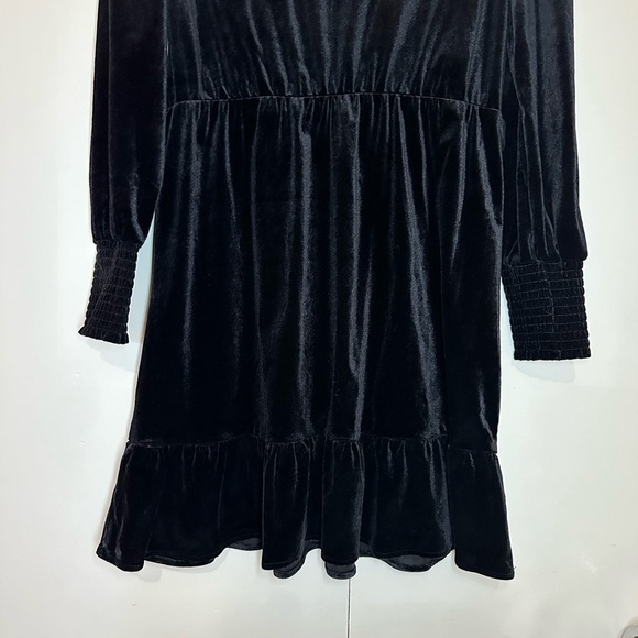 New ANTHEM Velvet V Neck Dress Women S Black Long Sleeve Ruffles Gothic - Picture 5 of 10